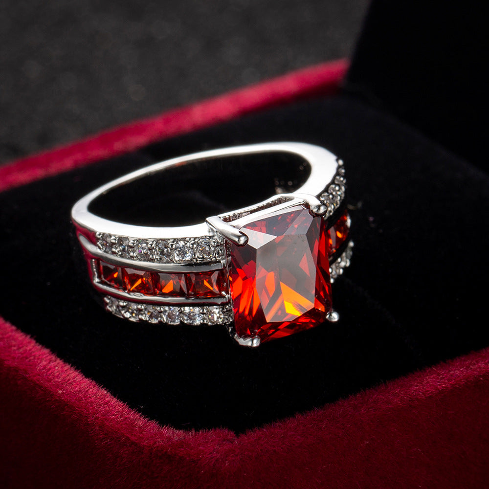 Kassira Redmont Ring | Weißgold