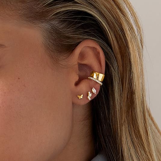 Tropfenschliff Ohrstecker | Gold