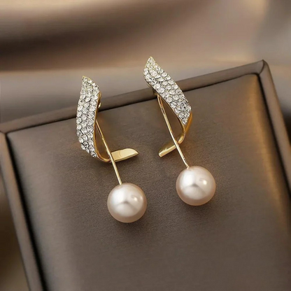 Chic Gold Perlen Tropfenohrringe