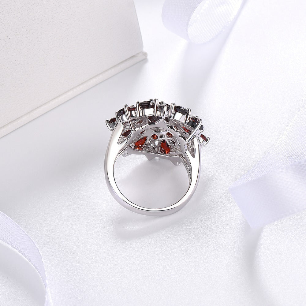 Scarlet Blütenblatt Ring | Gold