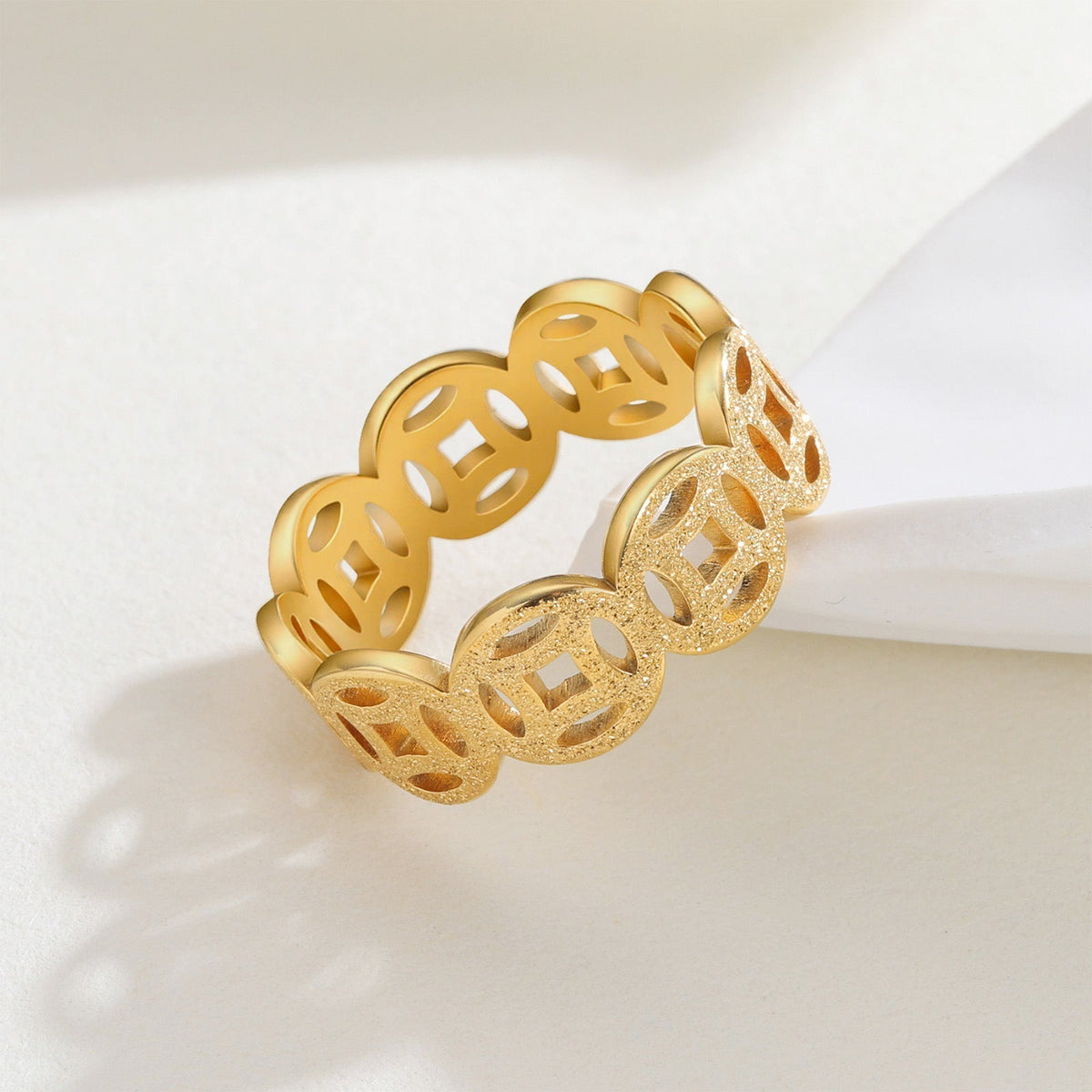 Ella Klassisch Muster Ring | Gold