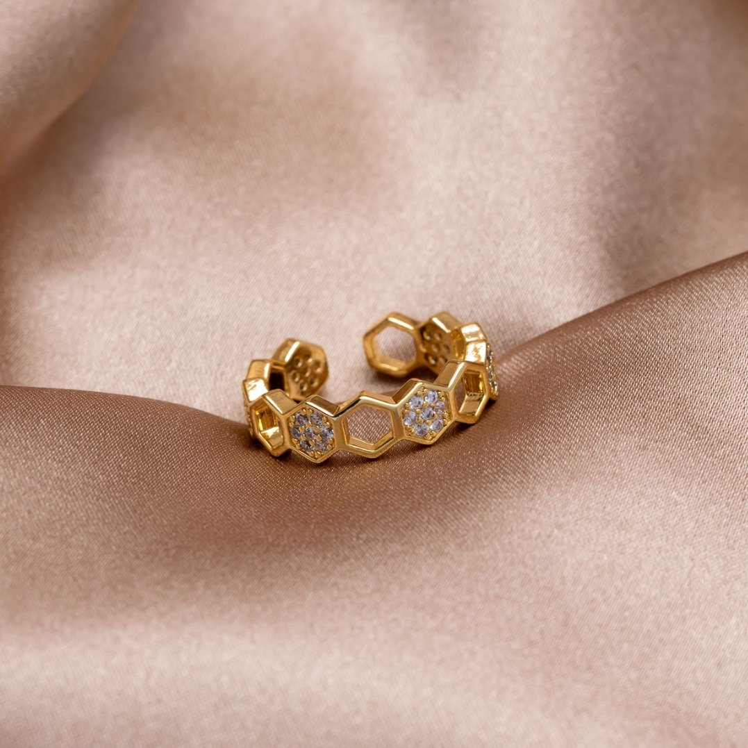 Gold Geometric Offen Ring