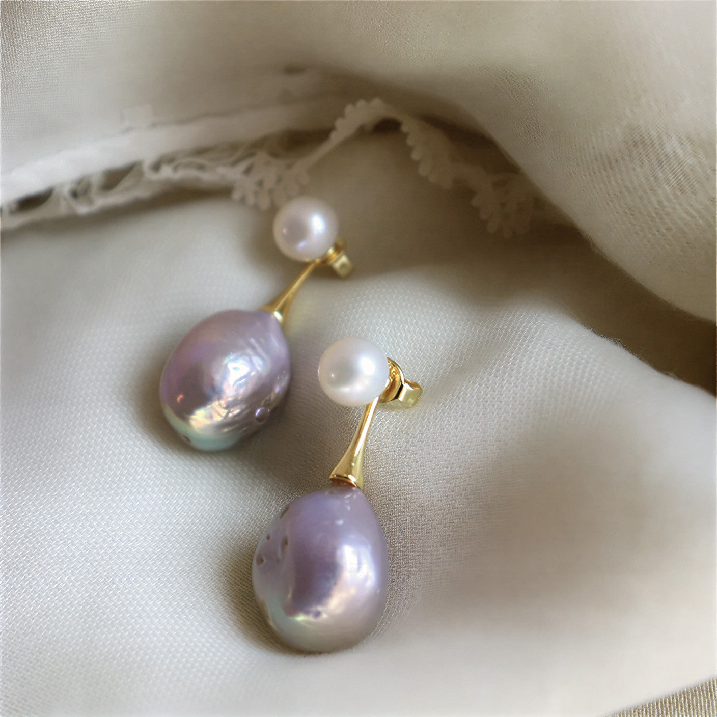 Exquisit Lilac Perlenohrringe