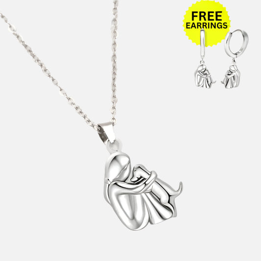 Wynter™ - Hug Anhänger with Matching Ohrringe