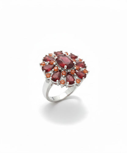 Scarlet Blütenblatt Ring | Gold
