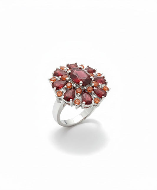 Scarlet Blütenblatt Ring | Gold