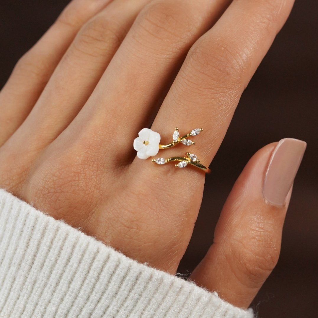Gold Blüten und Blatt Offen Ring